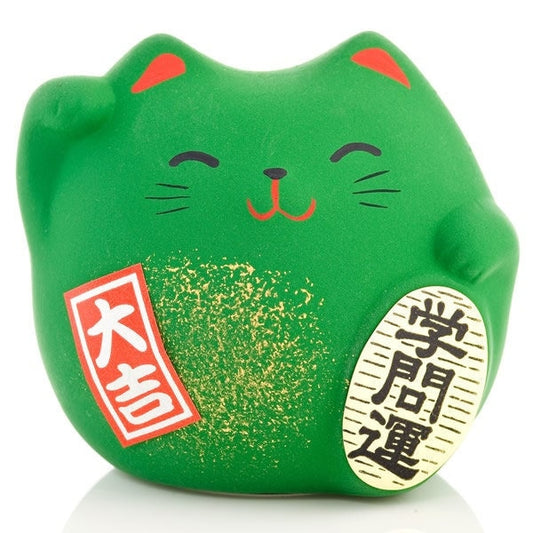 green japanese lucky cat